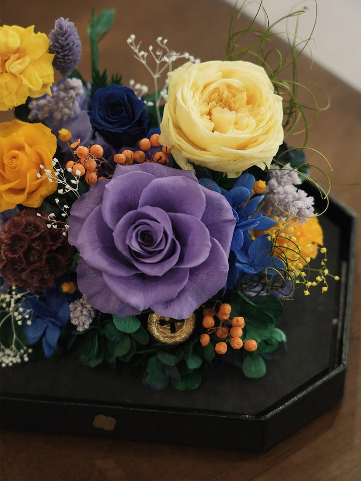 Close-up of preserved flowers in Monet’S Bloom Purple & Yellow