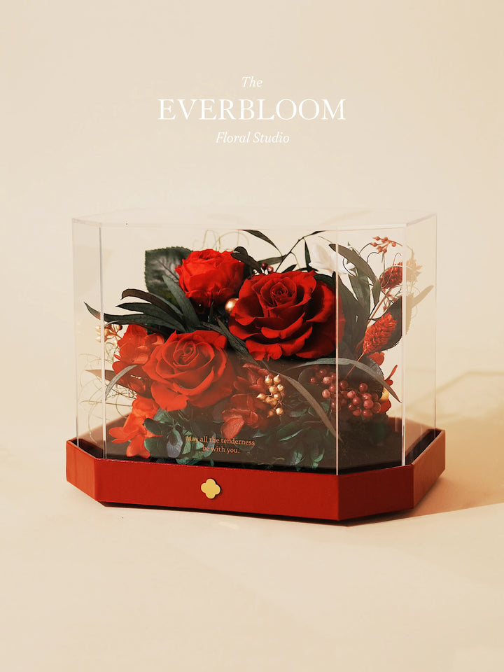 Octagon acrylic box with preserved flowers in Scarlet Embrace Red