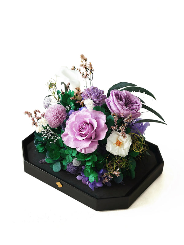 Preserved flower arrangement in Lilac Mist Purple & White without acrylic cover