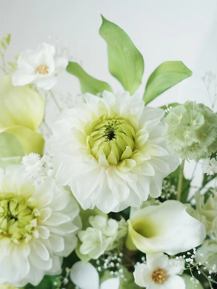 Close-up of preserved floral details in Ever Grace Green and White