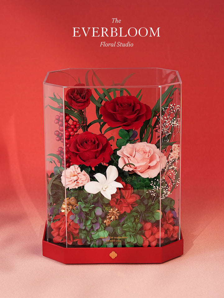 Octagon acrylic box with preserved flowers in Scarlet Embrace Red