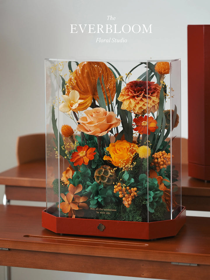 Octagon acrylic box with preserved flowers in Tangerine Flame Orange